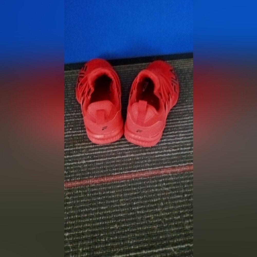 Fila Red Sneakers baby size#8 - Picture 3 of 7